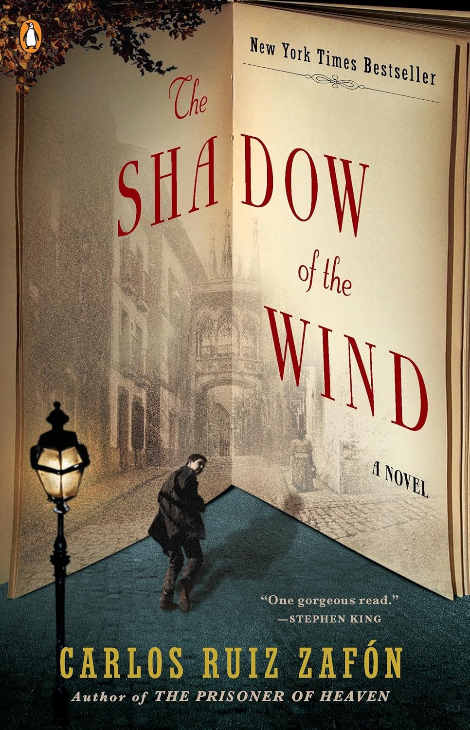 Book cover: The Shadow of the Wind by Carlos Ruiz Zafón